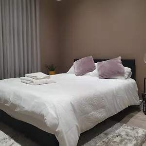Homestay The Westcliff, Southend-on-Sea